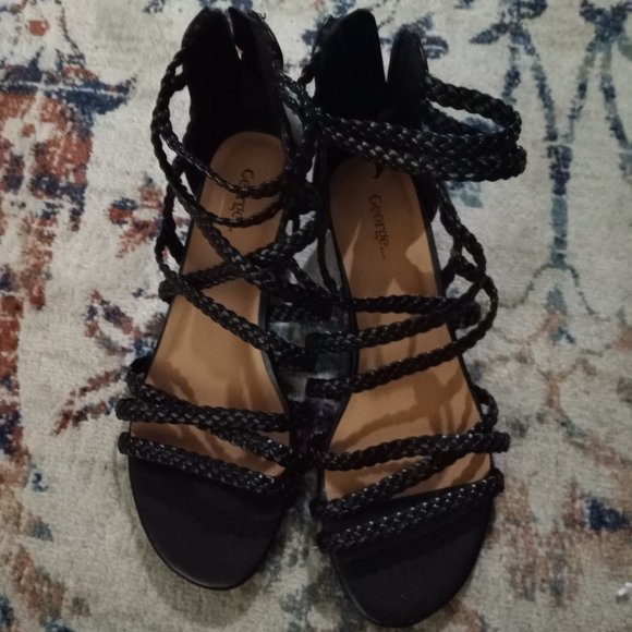 Black Strappy Kitten Heel Sandals - Picture 3 of 4